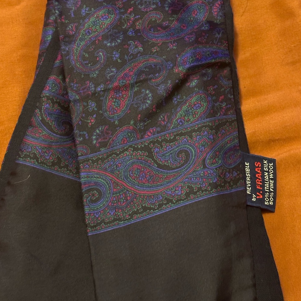 V. FRAAS Black and Blue Paisley Wool Scarf